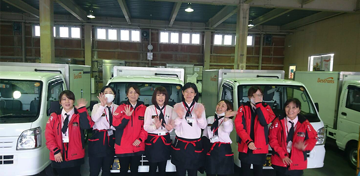 女性ドライバーイメージ