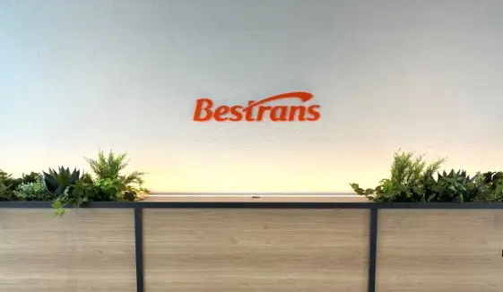 採用情報